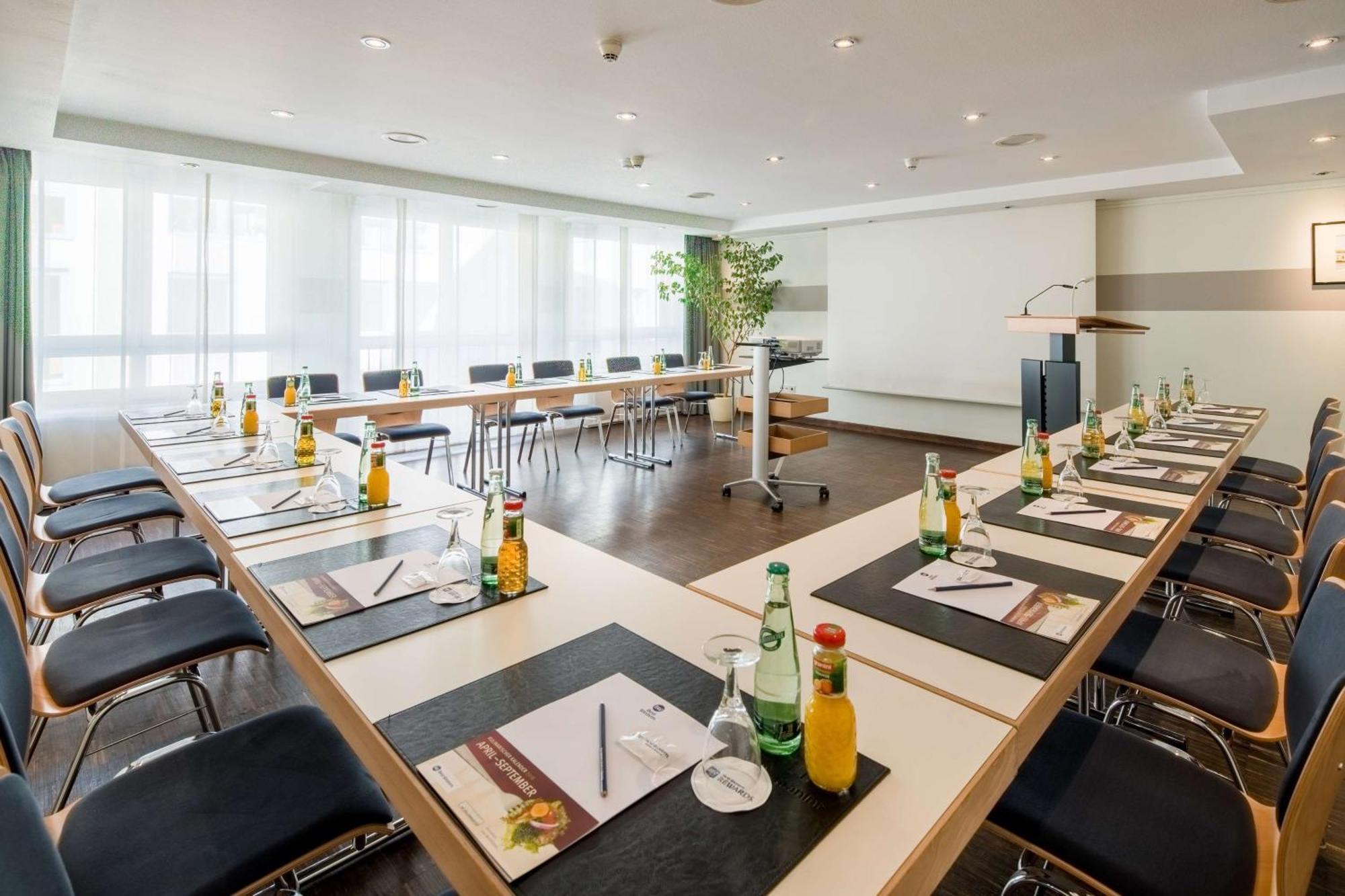 Best Western Hotel Am Strassberger Tor Plauen Bagian luar foto